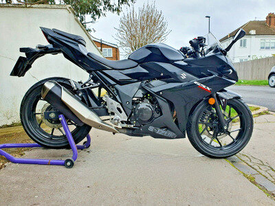 2017 17 SUZUKI GSX250 R AL8 ABS- 8200 miles 2017 17 SUZUKI GSX250 R AL8 ABS- 8200 miles