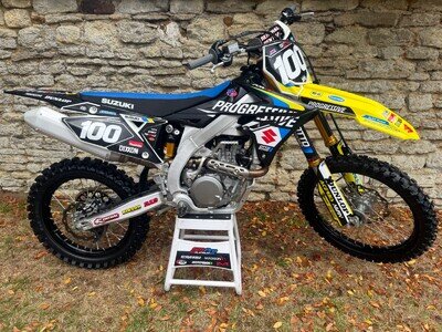 SUZUKI RMZ 450 2019 MOTOCROSS BIKE. UNDER 10 HOURS USE. KXF CRF YZF SXF FC MC