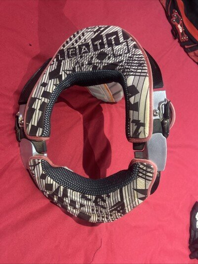 Leatt Moto GPX Neck Brace Motocross MX Enduro Off Road. Carbon Fibre