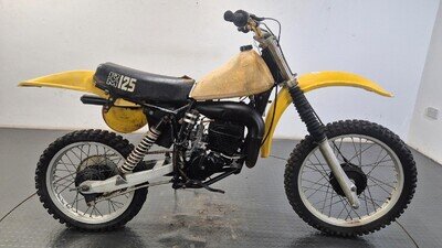 SUZUKI RM125 1979 TWINSHOCK 2-STROKE MOTOCROSS BIKE *RUNS AND RIDES*