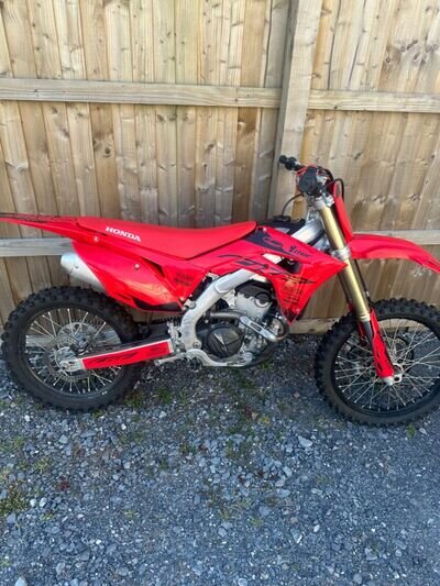 2021 CRF 250. Electric Start. Low Hours! Stunning bike. 2021 CRF 250. Electric Start. Low Hours! Stunning bike.