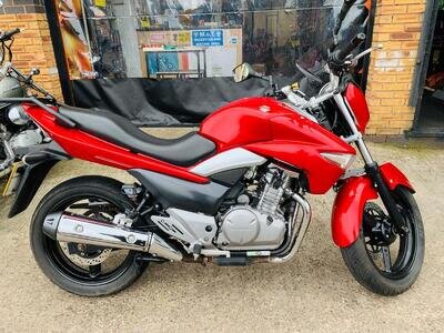 Suzuki GW 250 Inzuma great condition 12 month mot 3 month warranty Suzuki GW 250 Inzuma great condition 12 month mot 3 month warranty