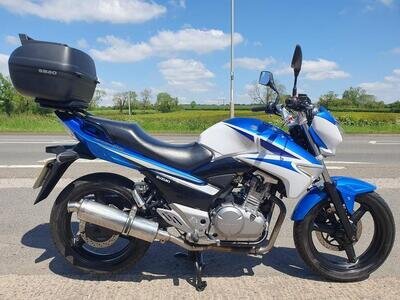 Suzuki Inazuma 250 248cc Suzuki Inazuma 250 248cc