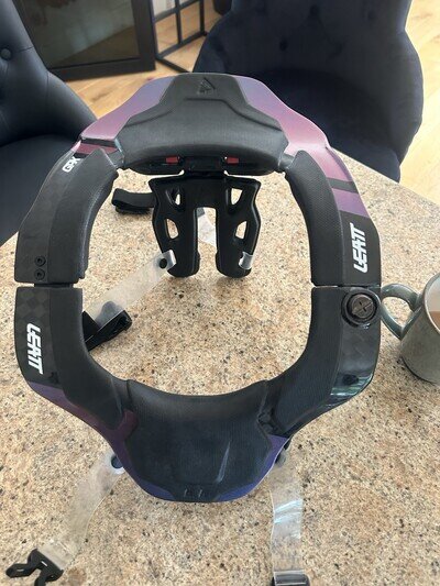 Leatt GPX 6.5 Carbon Neck Brace Motocross MX Enduro