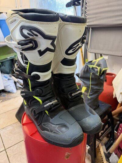 alpinestars tech 5 motocross boots