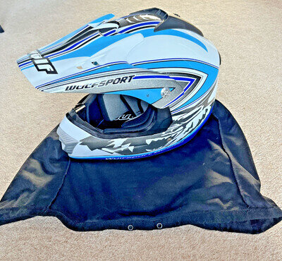 WULFSPORT PREDATOR MOTOCROSS HELMET ECE R22-05 APPROVED SIZE M DOT CERTIFIED