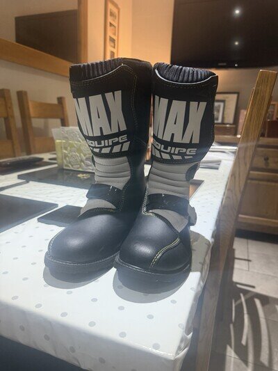 Kids Uk Size 4 Motocross Boots