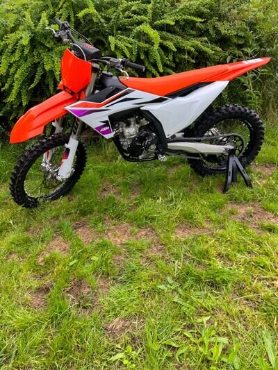 BRAND NEW KTM SXF 250 2024 - 0 Hours BRAND NEW KTM SXF 250 2024 - 0 Hours
