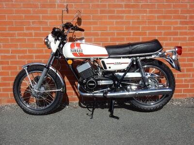 Yamaha RD250 1975 247cc Matching Frame & Engine Nos - See Video Yamaha RD250 1975 247cc Matching Frame & Engine Nos - See Video