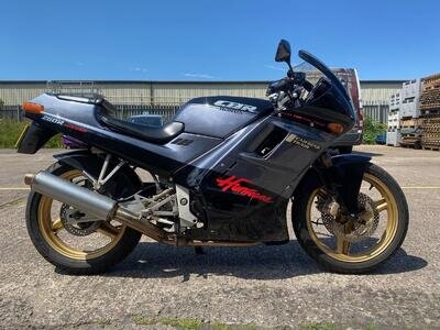 Extremely rare JDM Honda CBR250R Hurricane MC17 in superb condition Extremely rare JDM Honda CBR250R Hurricane MC17 in superb condition