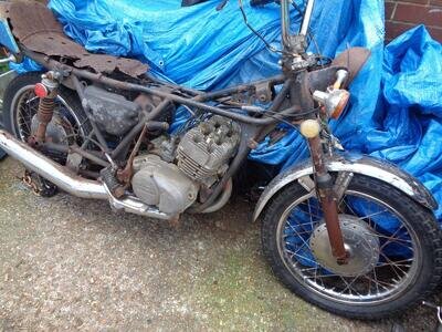 1974 Kawasaki S1 250 triple barn find great project or spares us import nova£699 1974 Kawasaki S1 250 triple barn find great project or spares us import nova£699