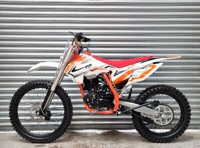 Dirt bike, 250cc, Pit Bike, Big Wheel, Off Road, Motocross, 21/18 90cm Dirt Bike Dirt bike, 250cc, Pit Bike, Big Wheel, Off Road, Motocross, 21/18 90cm Dirt Bike