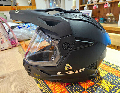 LS2 Pioneer 2 MX702 Matt Black Motorcycle Motorbike Adventure Helmet 22.06