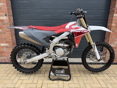 FANTIC XXF 250 (yamaha YZF 250) 2025 with only 8 hours from new