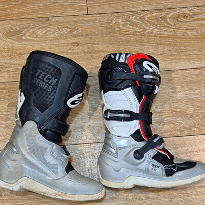 Alpinestars Tech 7S Youth Junior Motocross MX Boots - BLACK SILVER WHITE GOLD