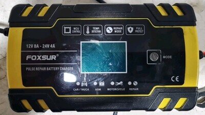 12V 8A - 24V 4A Pulse Repair Smart Car/Truck/Motorcycle/AGM Battery Charger