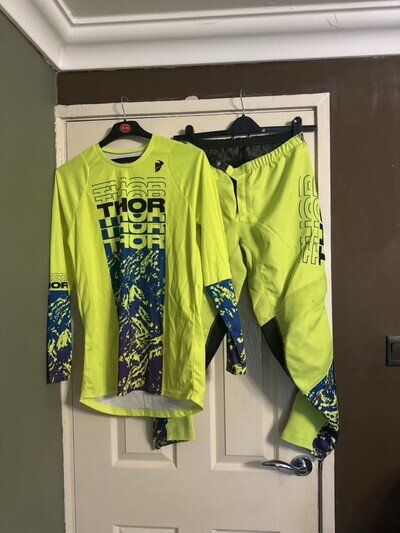Thor Sector Atlas Motocross Jersey and Pants Kit Size Small, Waist 32 Acid