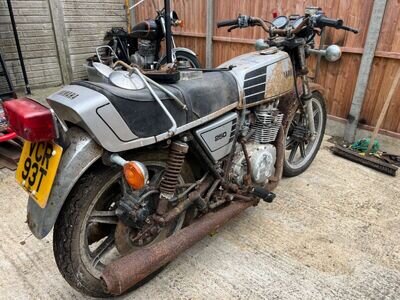 YAMAHA XS250 1970’s barn find YAMAHA XS250 1970’s barn find