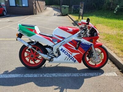 Honda NSR250 Full Power MC28 Excellent Condition 8k Miles Honda NSR250 Full Power MC28 Excellent Condition 8k Miles