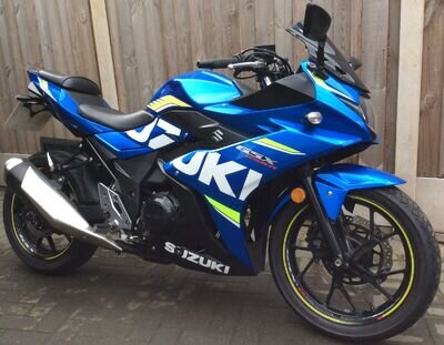 SUZUKI GSX250R - MOTO GP *MOT - SPORTS SILENCER INCLUDED ALSO SUZUKI GSX250R - MOTO GP *MOT - SPORTS SILENCER INCLUDED ALSO