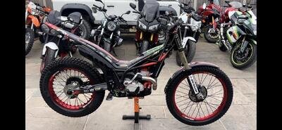 2022 Vertigo Nitro JBR 250 Fuel Injected Trials Bike 2022 Vertigo Nitro JBR 250 Fuel Injected Trials Bike