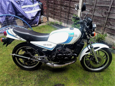 YAMAHA RD250 LC YAMAHA RD250 LC