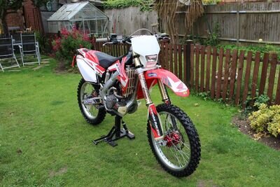 2004 Honda CRF 250 x 2004 Honda CRF 250 x