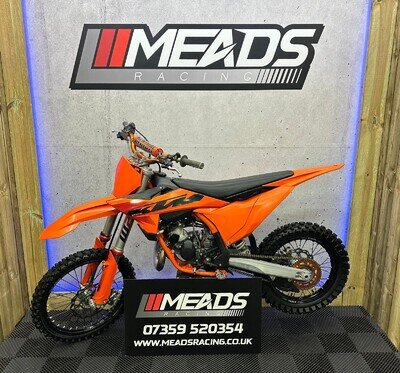 KTM SX 85 B/W 2025 MOTOCROSS BIKES