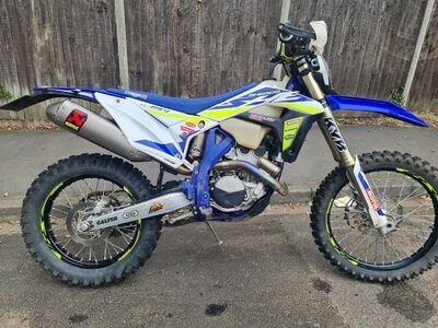 Sherco SEF-R-250 Factory 4-Stroke Enduro Sherco SEF-R-250 Factory 4-Stroke Enduro
