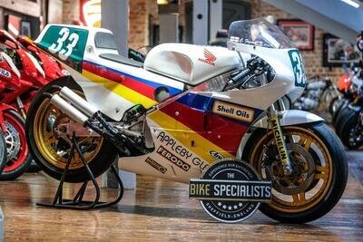 Honda RS250RF Carl Fogarty's 1987 Actual Race Bike Honda RS250RF Carl Fogarty's 1987 Actual Race Bike