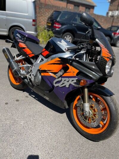 Honda CBR900RR Fireblade SC28 1993. UK Bike. CBR 900 RR. TDR250. Norman B4. SP1 Honda CBR900RR Fireblade SC28 1993. UK Bike. CBR 900 RR. TDR250. Norman B4. SP1