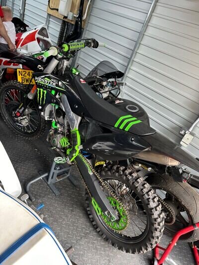 Kawasaki kxf 250 Kawasaki kxf 250
