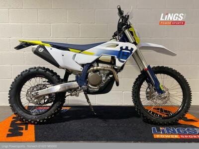 0001 Husqvarna FE250 FE250 2024 Petrol white Manual 0001 Husqvarna FE250 FE250 2024 Petrol white Manual