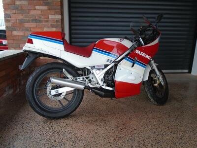 SUZUKI RG250 GAMMA SPORTS 1983 ORIGINAL LOW MILES SUZUKI RG250 GAMMA SPORTS 1983 ORIGINAL LOW MILES