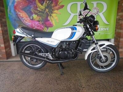 YAMAHA RZ250- RD250LC 3598 MILES AMAZING ORIGINAL CONDITION YAMAHA RZ250- RD250LC 3598 MILES AMAZING ORIGINAL CONDITION