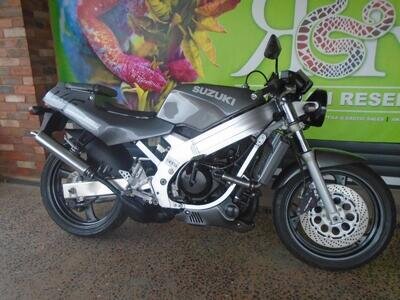SUZUKI RGV250 WOLF VJ21A 1991 MISSILE SUZUKI RGV250 WOLF VJ21A 1991 MISSILE