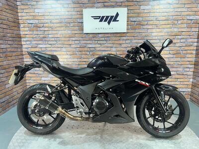 Suzuki GSX 250R - NEW MOT - NATIONWIDE DELIVERY FROM £50 - EXCELLENT CONDITION24 Suzuki GSX 250R - NEW MOT - NATIONWIDE DELIVERY FROM £50 - EXCELLENT CONDITION24