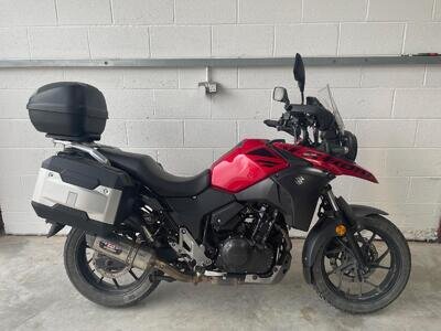 2018 - SUZUKI VSTROM DL 250 AL8 - LUGGAGE - USED MOTORCYCLE - 250cc 2018 - SUZUKI VSTROM DL 250 AL8 - LUGGAGE - USED MOTORCYCLE - 250cc