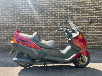 1997 Yamaha Majesty YP250 Very Low Mileage 12 Months MOT No Advisories 1997 Yamaha Majesty YP250 Very Low Mileage 12 Months MOT No Advisories