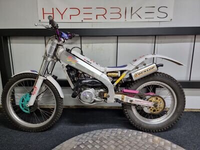 YAMAHA TYZ 250 TRIALS BIKE **ROAD REGISTERED GOOD RUNNER READY TO GO 2 STROKE** YAMAHA TYZ 250 TRIALS BIKE **ROAD REGISTERED GOOD RUNNER READY TO GO 2 STROKE**