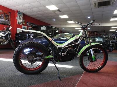 VERTIGO DOUGIE LAMPKIN TRIALS BIKE 250 DL 2021 21 PLATE VERTIGO DOUGIE LAMPKIN TRIALS BIKE 250 DL 2021 21 PLATE