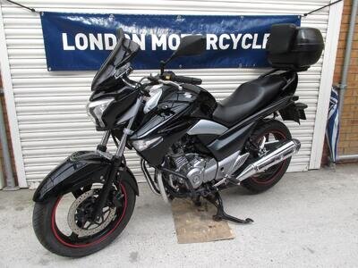 Suzuki Inazuma GW 250, 2013, 14k Miles, FSH, Top Box + Engine Bars Suzuki Inazuma GW 250, 2013, 14k Miles, FSH, Top Box + Engine Bars