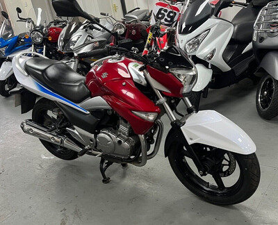 Suzuki GW 250 Inazuma Serviced and Mot'd, A2 compliant. Low mileage Suzuki GW 250 Inazuma Serviced and Mot'd, A2 compliant. Low mileage
