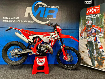 2025 BETA 125 RR X-PRO 2ST ENDURO BIKE / GREEN LANING V5 ROAD REG / 250 450 300 2025 BETA 125 RR X-PRO 2ST ENDURO BIKE / GREEN LANING V5 ROAD REG / 250 450 300