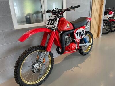 Honda CR250R 1978 Red Rocket Twinshock