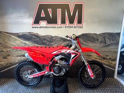 HONDA CRF250 2021 MOTOCROSS BIKE, SAMCO HOSES, PRO CARBON COVER, (ATMOTOCROSS) HONDA CRF250 2021 MOTOCROSS BIKE, SAMCO HOSES, PRO CARBON COVER, (ATMOTOCROSS)