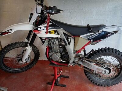 2015 AJP PR5 250cc Enduro P/X or SWAP for retro road bike...WYG 2015 AJP PR5 250cc Enduro P/X or SWAP for retro road bike...WYG
