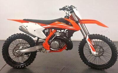 KTM SX 250 2018 2 STROKE MOTOCROSS BIKE*NICE & CLEAN*READY TO RACE* KTM SX 250 2018 2 STROKE MOTOCROSS BIKE*NICE & CLEAN*READY TO RACE*
