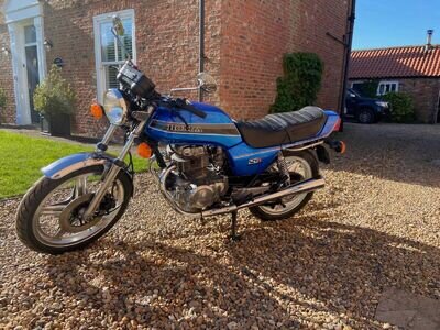 1980 Honda cb250n superdream restoration. 1980 Honda cb250n superdream restoration.