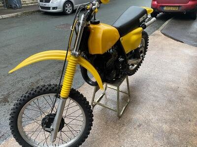 SUZUKI RM 250 1977 TWIN SHOCK SUZUKI RM 250 1977 TWIN SHOCK
